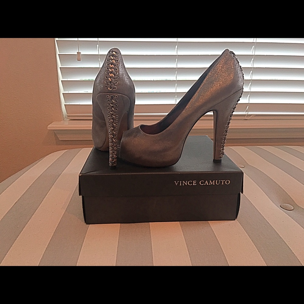 Vince Camuto Heels